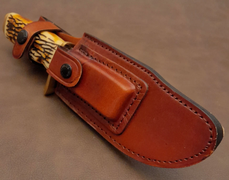 Faca Schrade Uncle Henry 9,75" Pro Hunter com bainha, pedra e cabo Staglon - Imagem 2 de 4