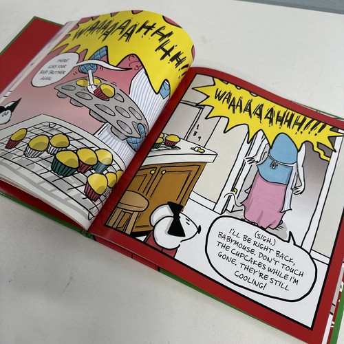 Little Babymouse and the Christmas Cupcakes Hardcover Childrens book Holm Mint - Picture 14 of 19