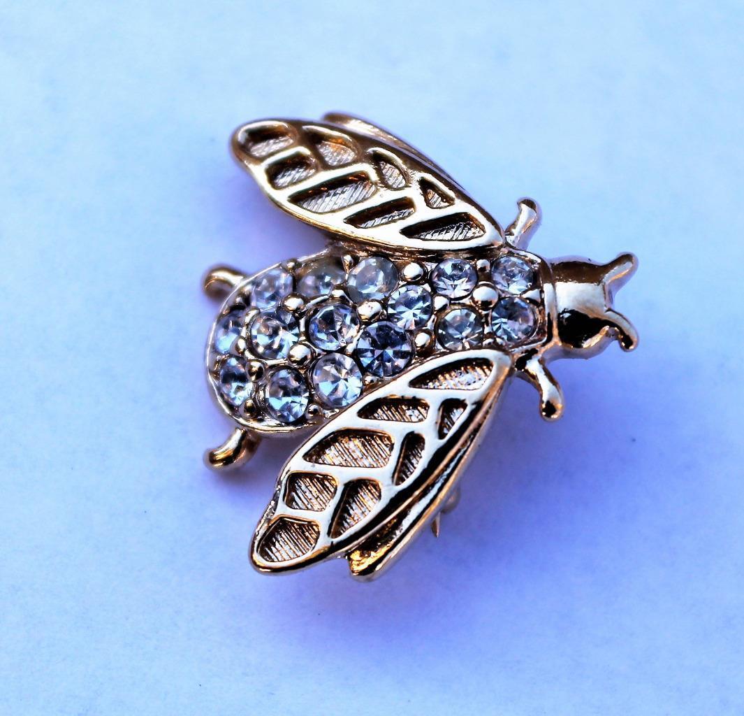 Vintage Signé Trifari Doré Faux-Diamants Bug Forme Broche