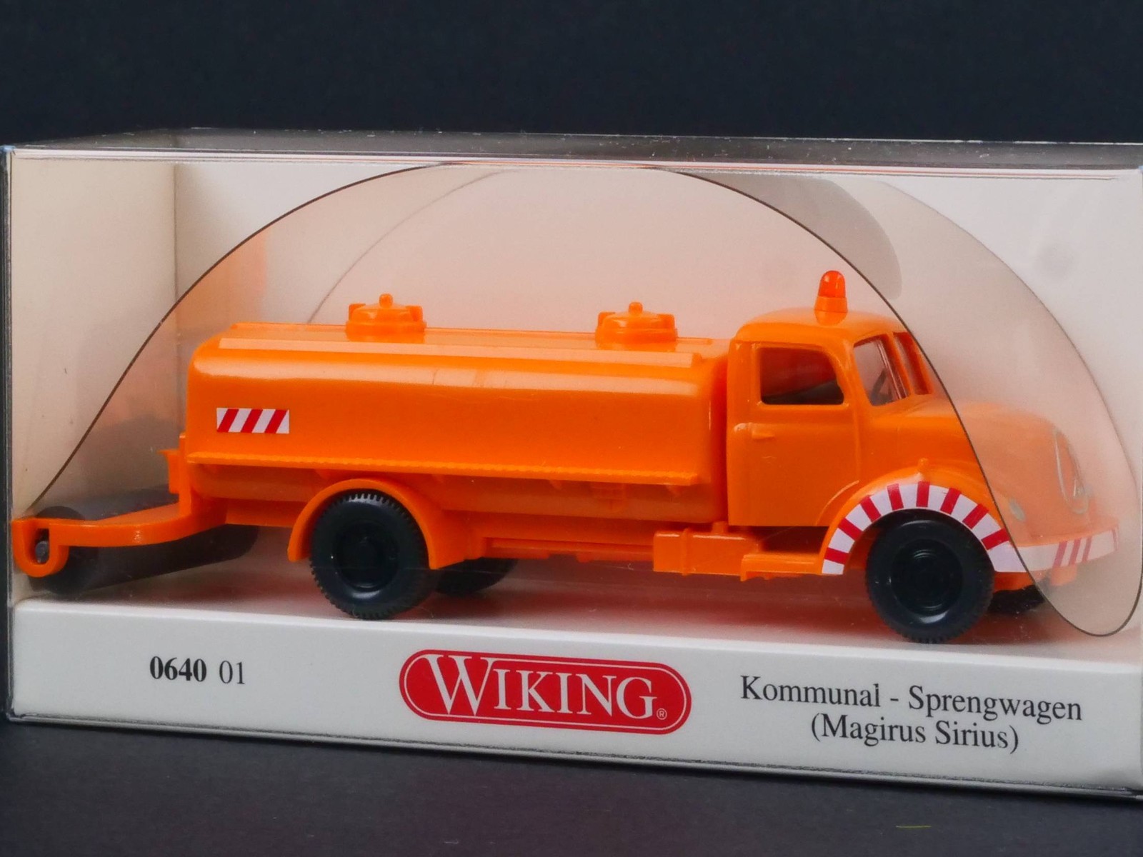 Wiking 064001 Magirus Sirius Municipal Spreng Truck 1:87 Mint! OVP 1706-30-77