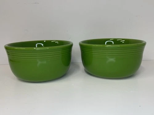 Two Fiesta 28 Oz Gusto Bowls 5 7/8” In Retired Shamrock Green HLC Fiestaware