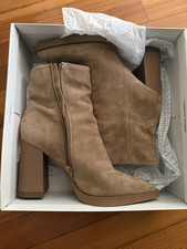 Steve Madden Harden Beige Suede Ankle Boots Z...