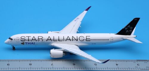 JC Wings 1:400 Thai Airways A350-900XWB modello di aeromobile pressofuso HS-THQ FLAPS DOWN - Foto 2 di 13
