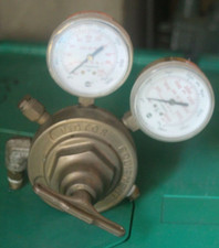 Victor Single Stage Oxygen Regulator SR450D