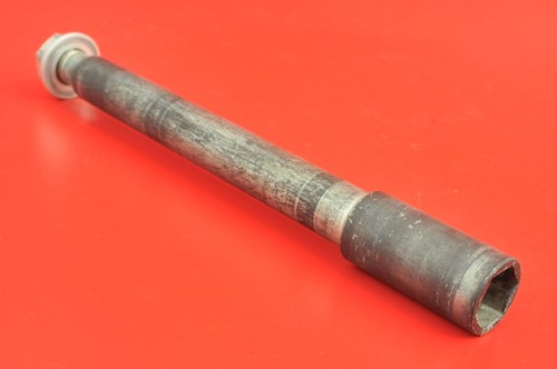 2004 - 2007 Honda CR125 CR125R CR 125 Front Wheel Axle Bolt Pivot 44301-MEN-000 - Picture 4 of 4