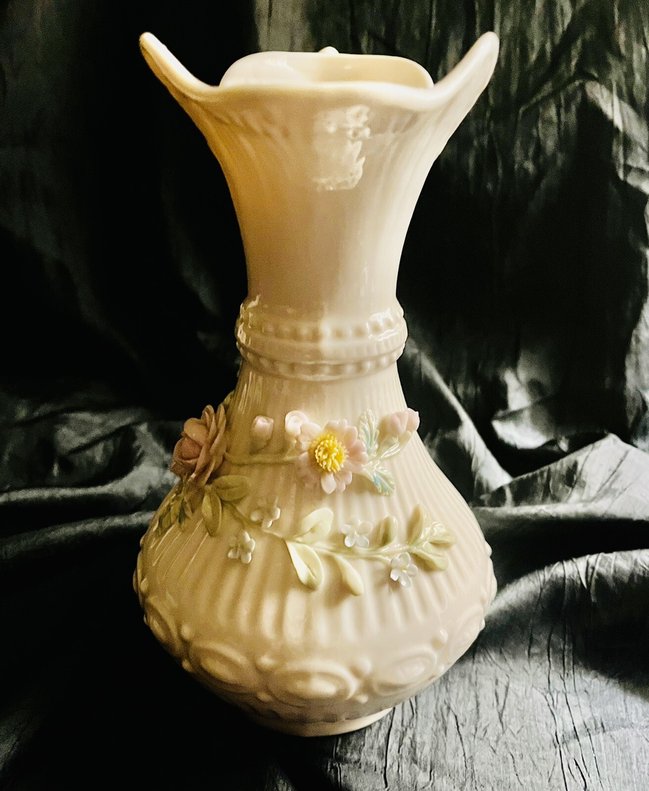 9" Irish BELLEEK ABERDEEN Vase applied flowers Green mark Pitcher. eBay