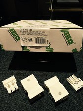 Wago 770-123 3 pos female socket end white