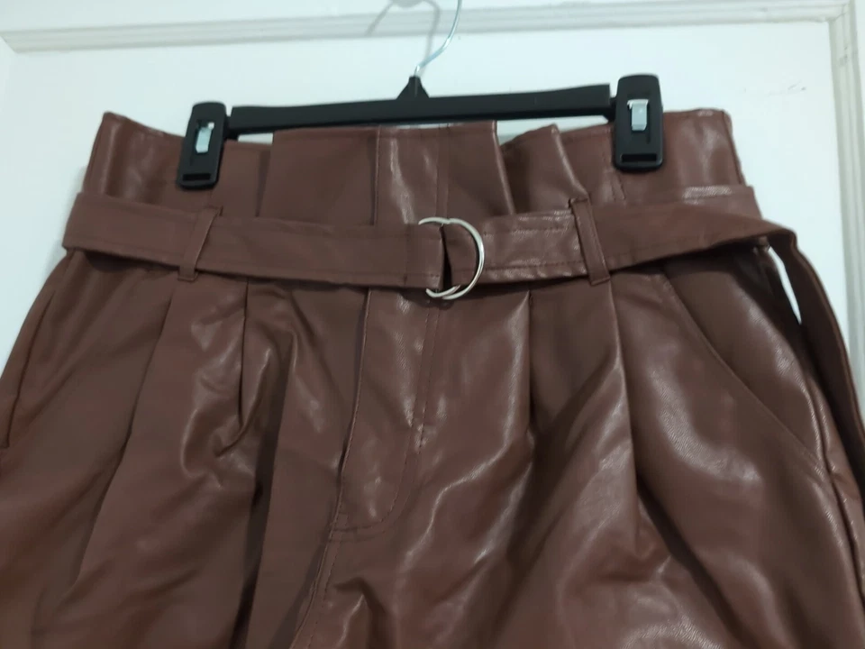 Madden NYC Pantalones Cortos Mujer L Marrón Imitación Cuero Bolsa de Papel tiro alto Foto 2 de 4