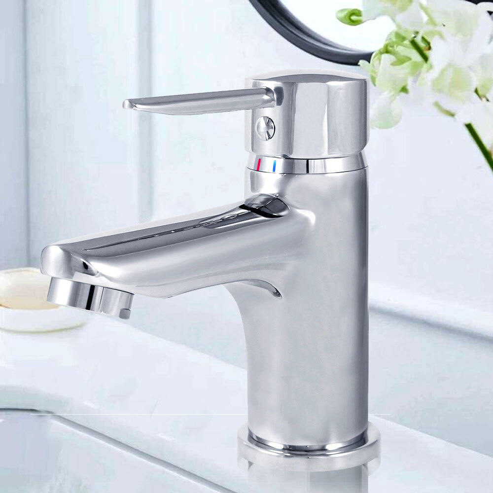 Mitigeur lavabo chromé moderne pour robinet de salle de bain design Lyra H15cm