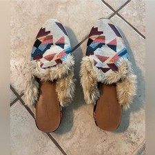 Universal-thread Women's multi Mules