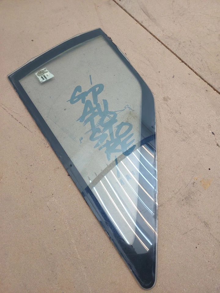 JDM 84-87 Toyota Corolla AE86 Levin OEM Coupe LH Passenger Quarter Glass - Image 4 of 4