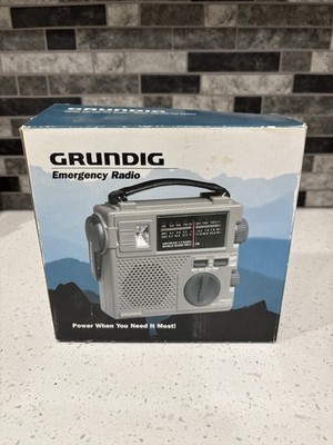 Grunding FR200 Emergency Radio AM/FM/SW Light Crank Recharge Open Box *Tested*
