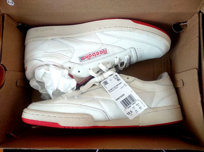 Reebok Shoes 10.5 Unisex White Red CLUB C 85 Vintage Chalk Tennis 100070250 NEW