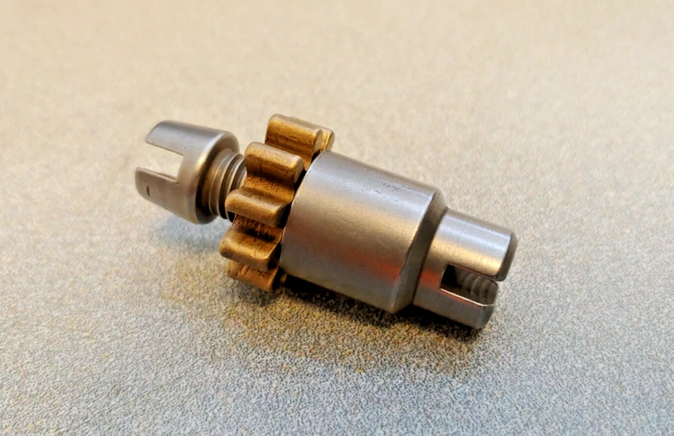 VERY NICE ORIGINAL PORSCHE 356C 356SC 911 912 PARKING BRAKE STAR WHEEL ADJUSTER - Image 2 of 4