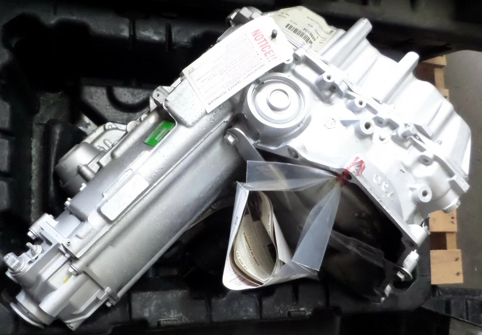 8686934 Transmisión automática remanufacturada 4T60E 1993 Oldsmobile Cutlass 3,1 L Foto 2 de 4