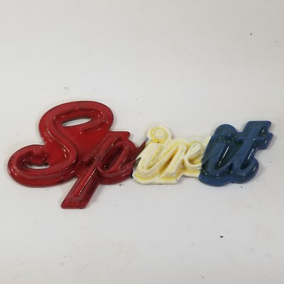 AM AMERICAN MOTORS AMC ONE 70s 1980'S ''SPIRIT'' Red White Blue Flag EMBLEM