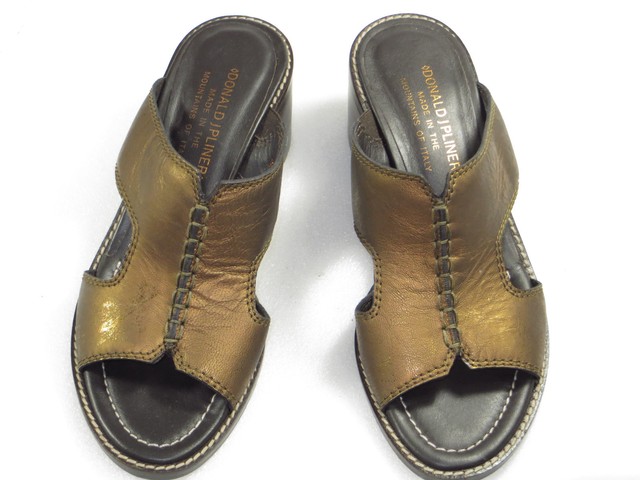 donald j pliner slides