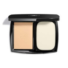 Chanel foundation Ultrawear All-Day Comfort Flawless Finish Compact - makeup com