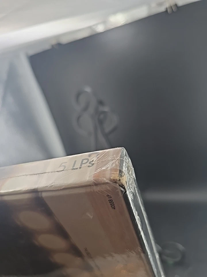 Bruce Springsteen & The E Street Band Live 1975-85 5LP Box set *NEW / SEALED* - Image 3 of 3