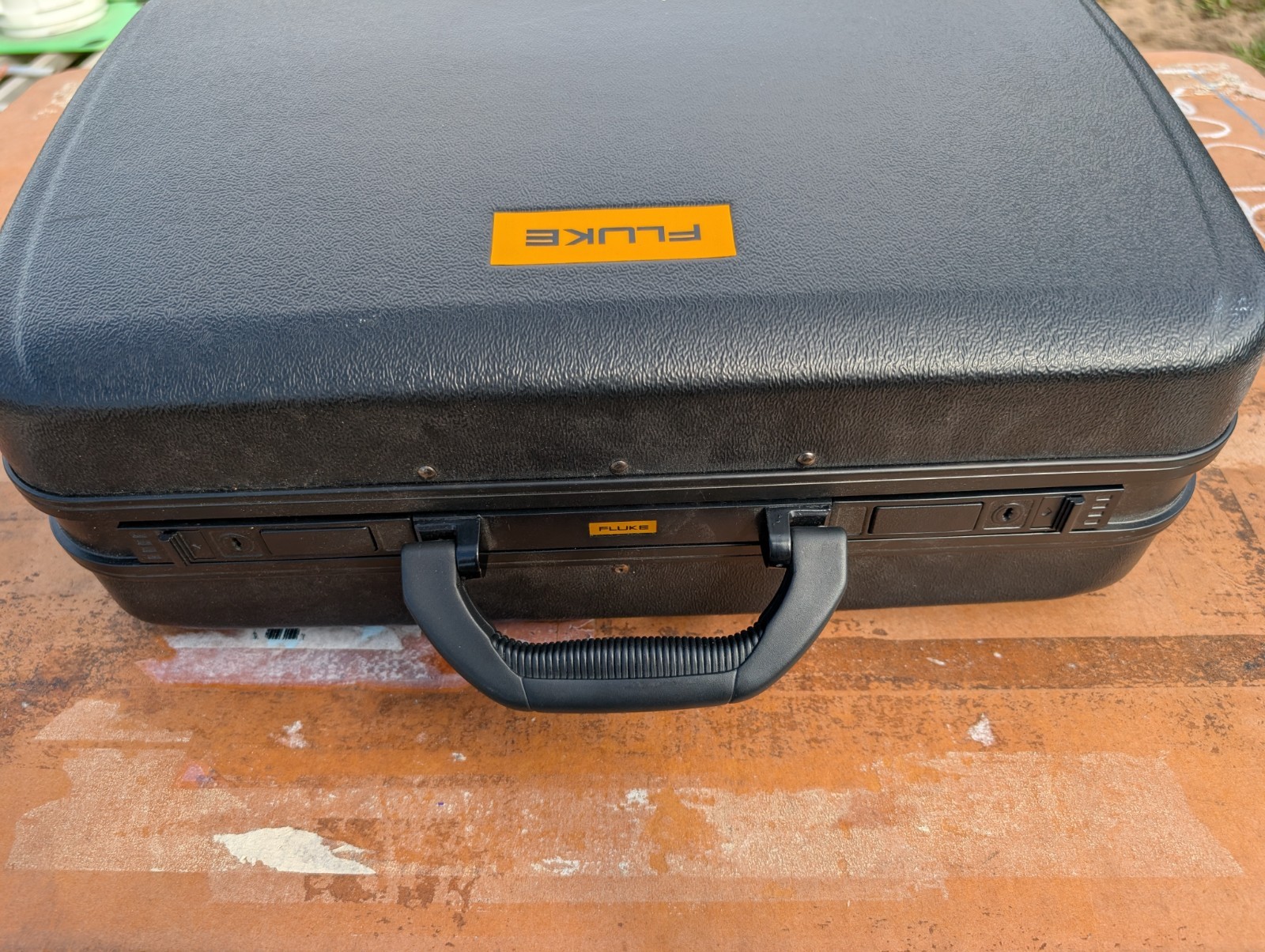 Fluke Black Heavy Duty Hard Shell Case Container 19" x 14" x 5" w/ Keys