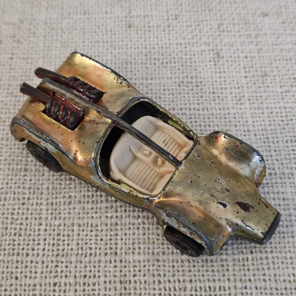 Vintage Hot Wheels Redline Mantis 1969 Red Hong Kong Vtg - Image 3 of 4