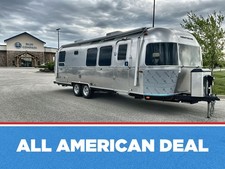 2026 Airstream Classic 28RBT