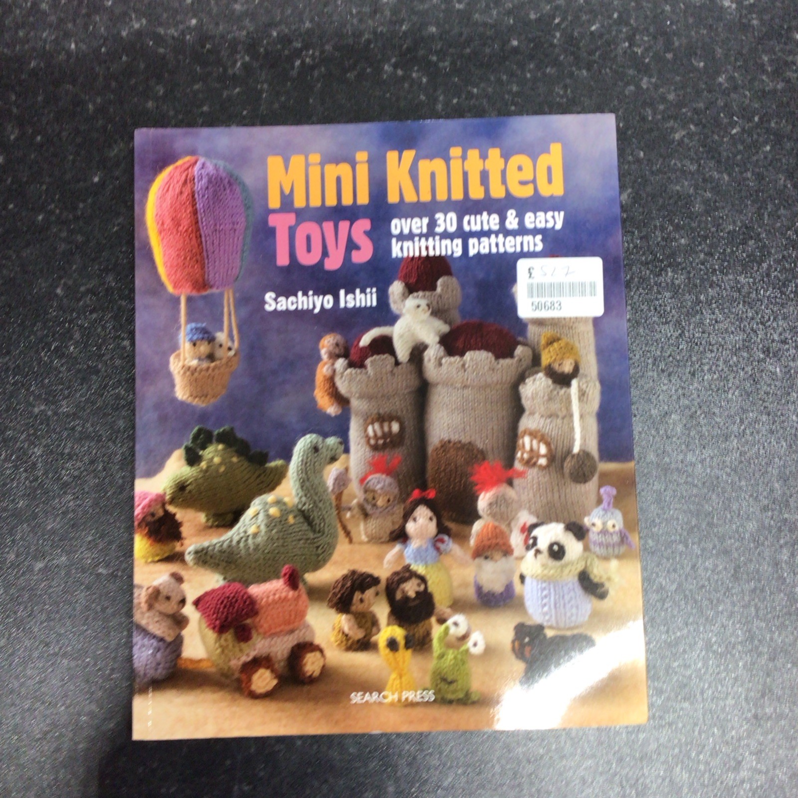 Mini Knitted Toys: Over 30 cute & easy knitting patterns by Ishii, Sachiyo Book