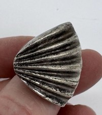 925 Sterling Silver Ladies Seashell Ring - size 6
