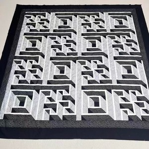 Machine Pieced Labyrinth Queen Size Quilt top  #Lj-002