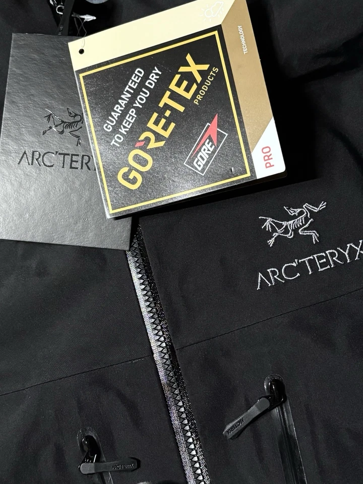 Arc'teryx Alpha SV Jacket Black Men’s – Brand New Authentic Gore-Tex Pro - Image 2 of 4