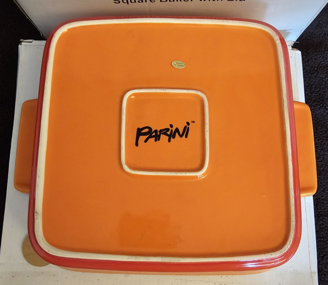 Parini Orange Square Baker with Lid.  Non Stick 9.5 x 9.5 x 2.5 Inches NIB