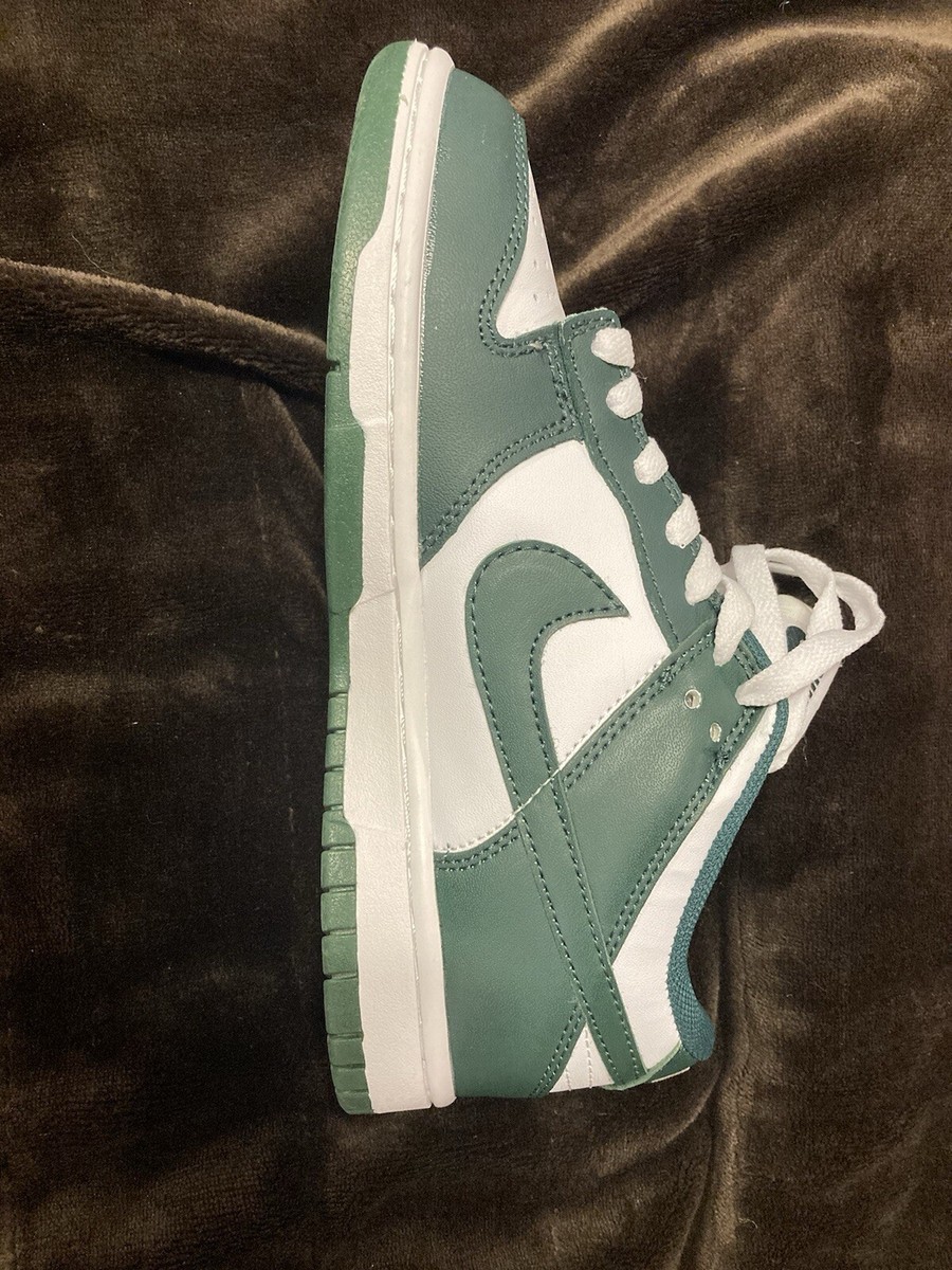 Nike Dunk Low - 