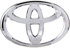 Front Grille Emblem Chrome Badge Wadhesive For 2014-2016 Toyota Corolla