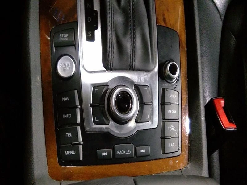 2012-2015 Audi Q7 Radio Control Panel  ID 4L0919614C Console Mounted OEM — 第 3/4 张图片