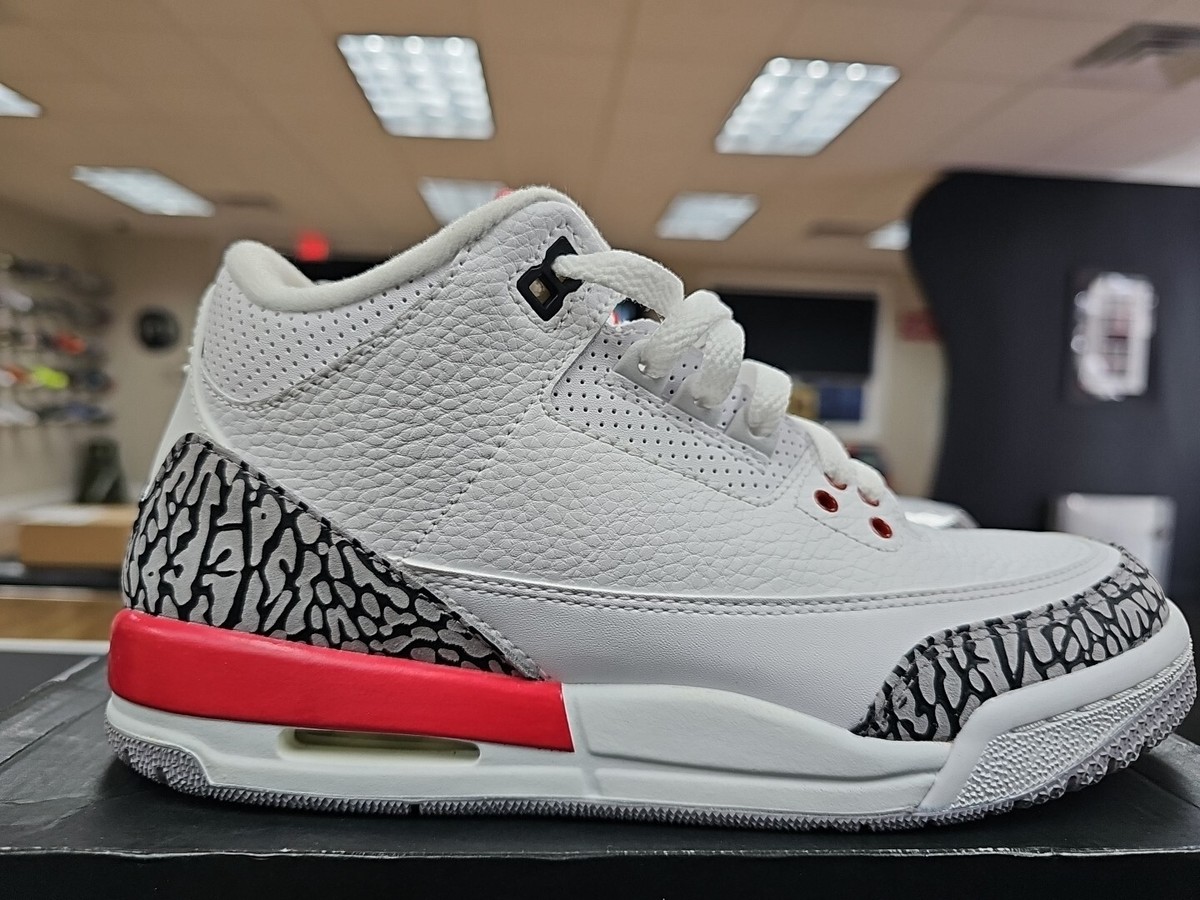 エア ジョーダン 3 レトロ WHITE/FIRE RED-CEMENT AIR JORDAN 3 RETRO 