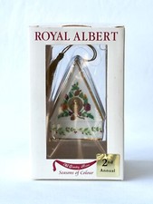 Vtg 2nd Annual ROYAL ALBERT Old Country Roses Birdhouse Ornament Bell Ceramic