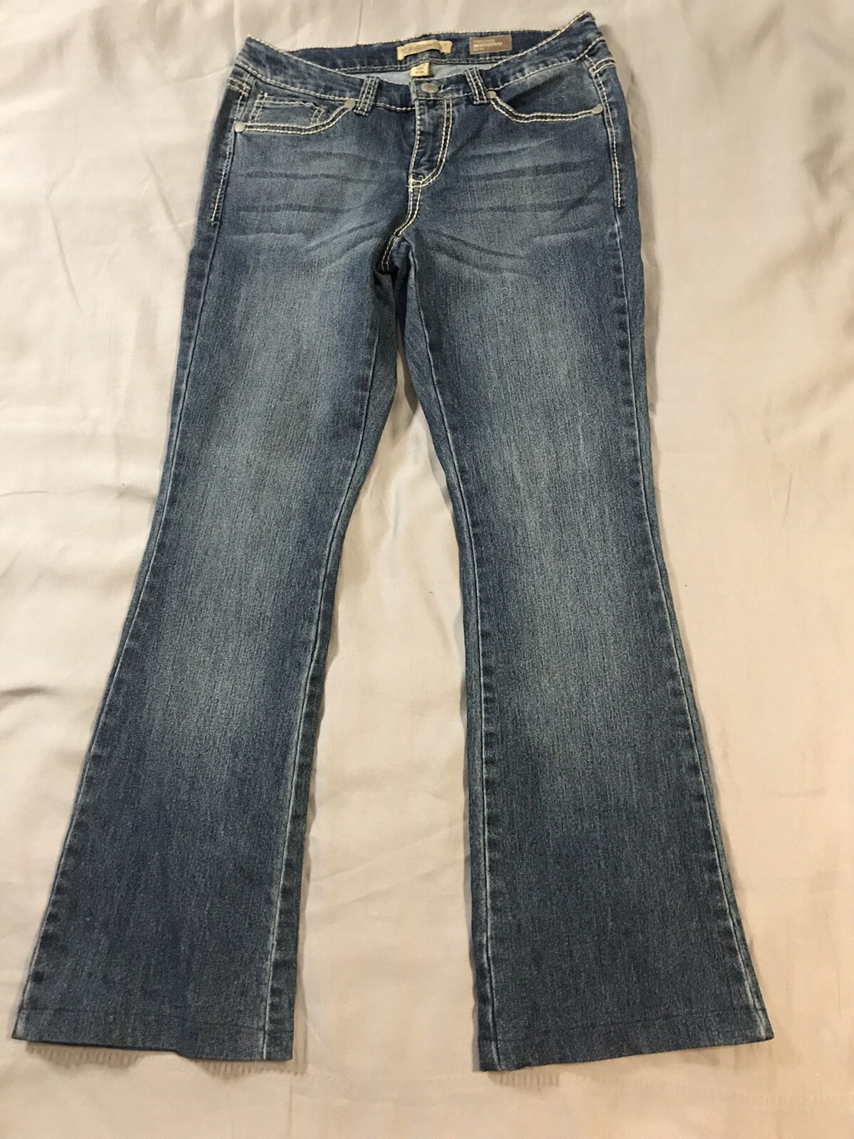 Women's Blue Studded Embroidered Bootcut Earl Jeans 28x28