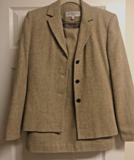 Larry Levine Tan Beige Herringbone Wool 2-piece Winter Fall Skirt Suit Jacket 8