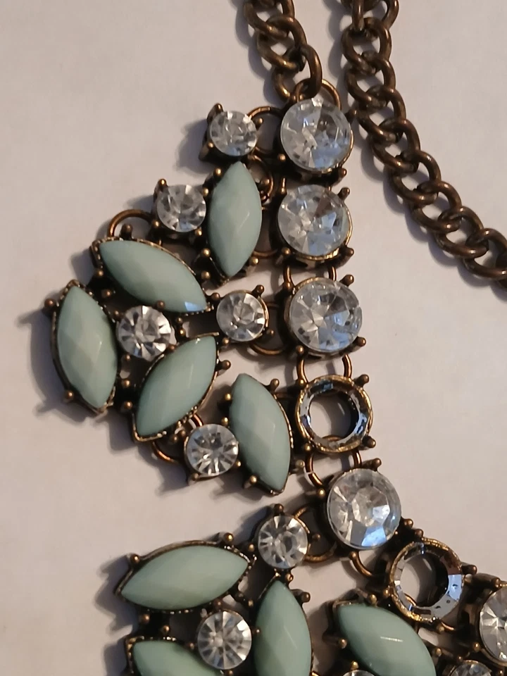 Anthropologie Chunky Mint Green & Clear Rhinestone Bib Necklace Leaves 18" Fair - Image 4 of 4