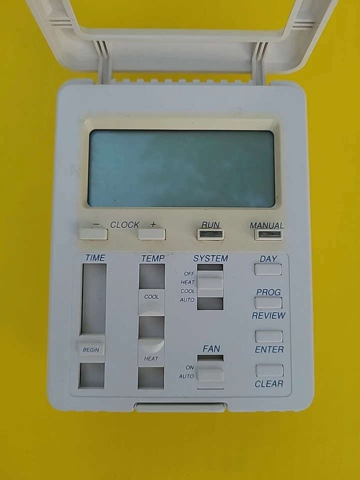 LENNOX Heatcraft Programmable Thermostat  Heat Pump Furnace Innovator L211407cc - Image 3 of 4