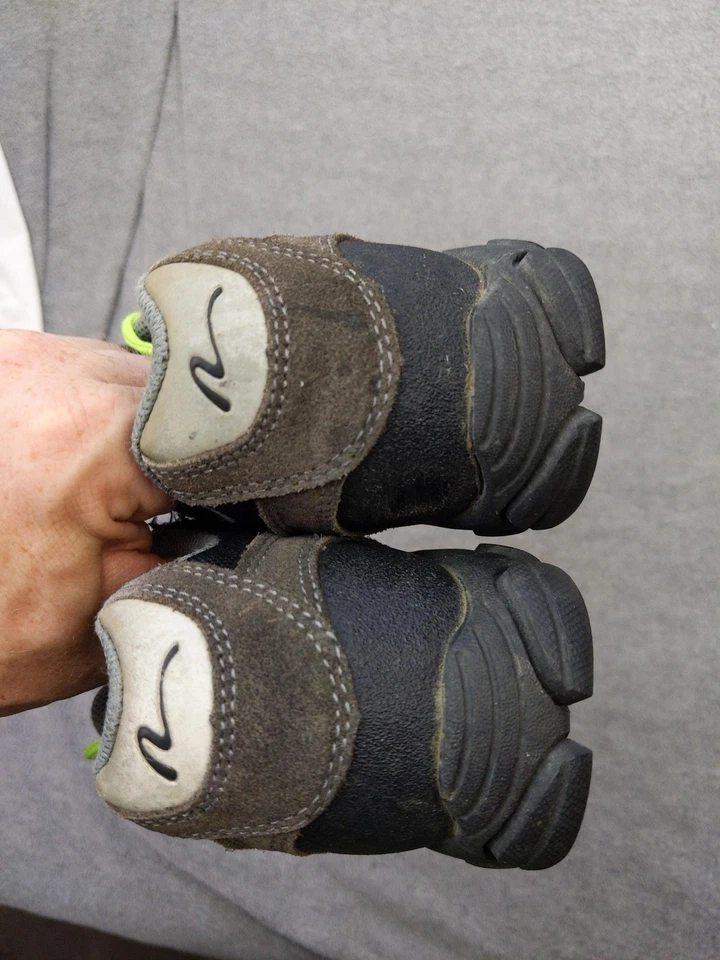 Nashbar Mountain Bike Shoes Womens 39 SPD Clipless Suede Trail Cycling - Image 3 of 4