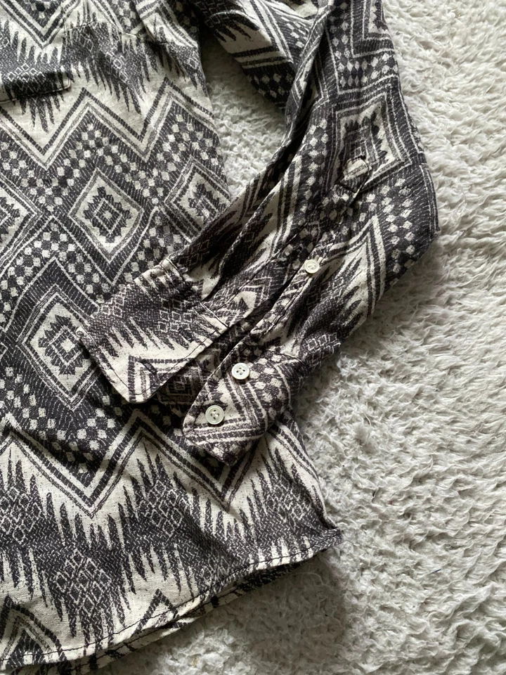 Camisa feminina J.Crew de linho geométrica manga longa abotoada multicolorida tamanho M - Imagem 3 de 4