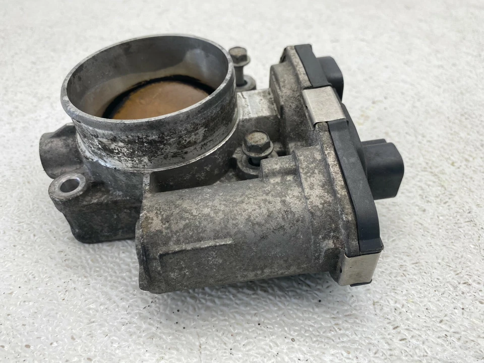 #2008-2011 BUICK ENCLAVE THROTLE BODY ASSEMBLY OEM  - Image 2 of 4