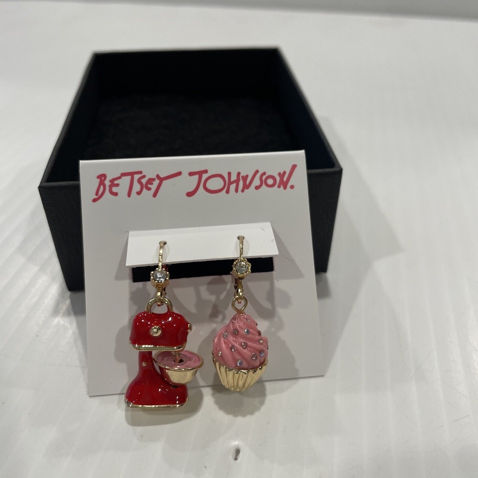 New Betsey Johnson Gold Tone Mixer & Cupcake Mismatch Drop Earrings eBay