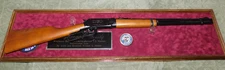 HOPALONG CASSIDY/WINCHESTER MODEL 94 LE DAISY AIR RIFLE & Display Plaque 10/76