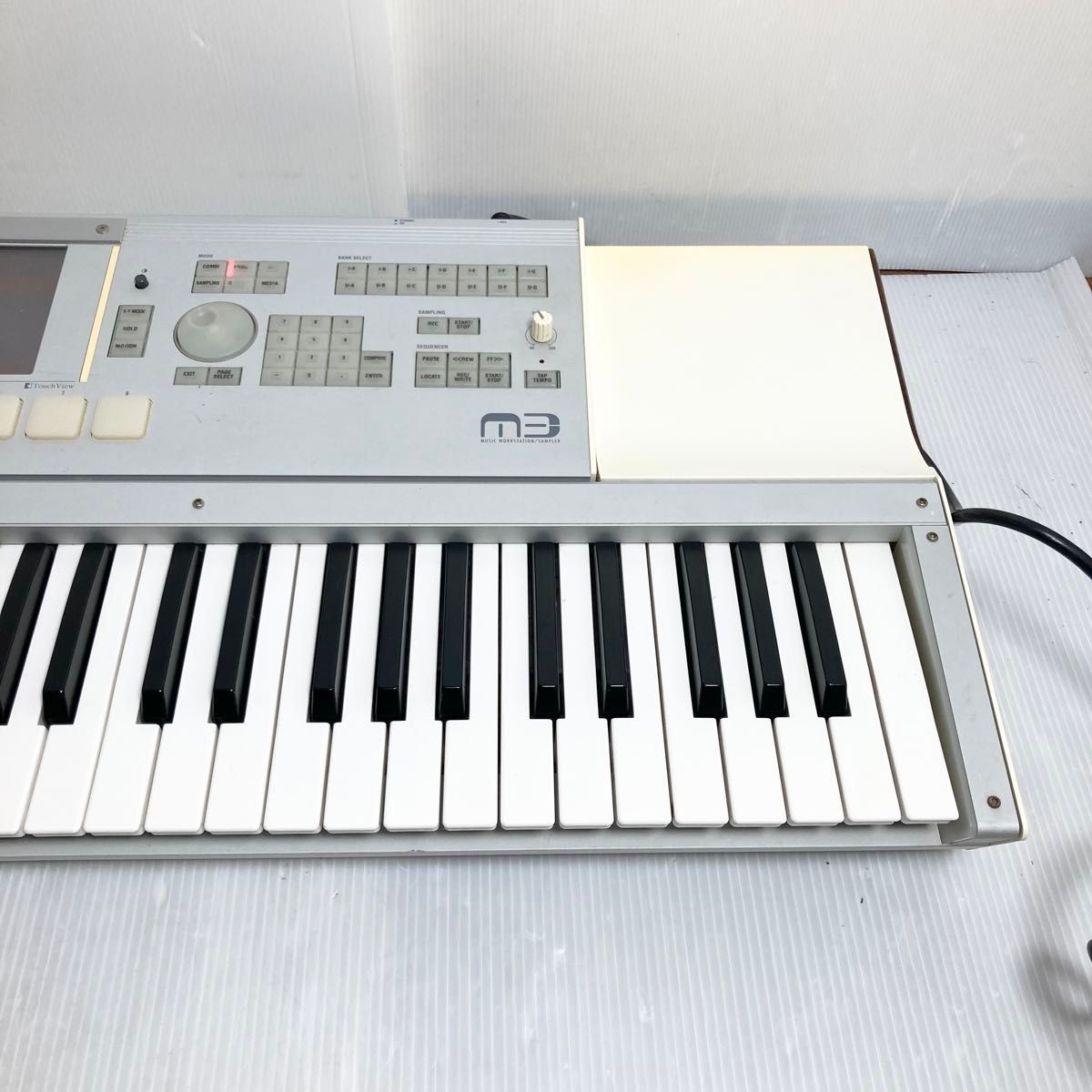 KORG M3-61 Music Workstation Synthesizer Keyboard 61 Keys LCD