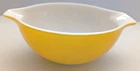 Vintage Pyrex Cinderella Yellow Bowl 2 1/2 Quart Bowl