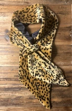 The Gap Womens Pull Through Scarf Brown Leopard Cheetah Cat Faux Fur NWOT 43"