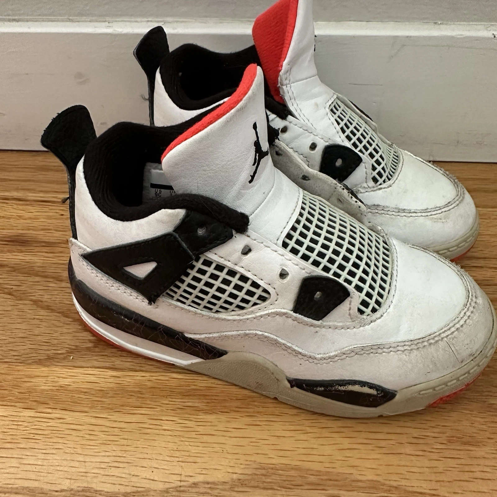 Air Jordan 4 Retro TD bianco nero cremisi brillante BQ7670 116 bambino taglia 9C