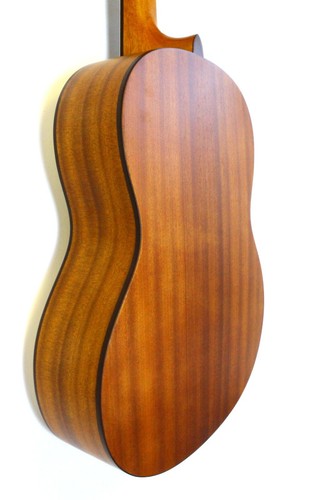 Turner TDC1 classical guitar & hard foam case- mahogany with solid spruce top - Picture 8 of 21